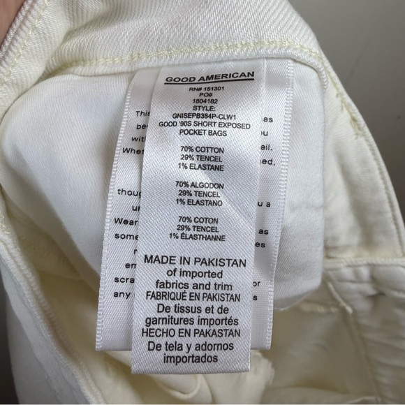 NWT Good American Good 90s Shorts Exposed Pocket Bags Distressed White Size 18 - Picture 5 of 5